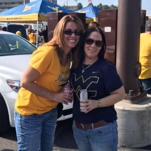 Meet your Posher, Whitney